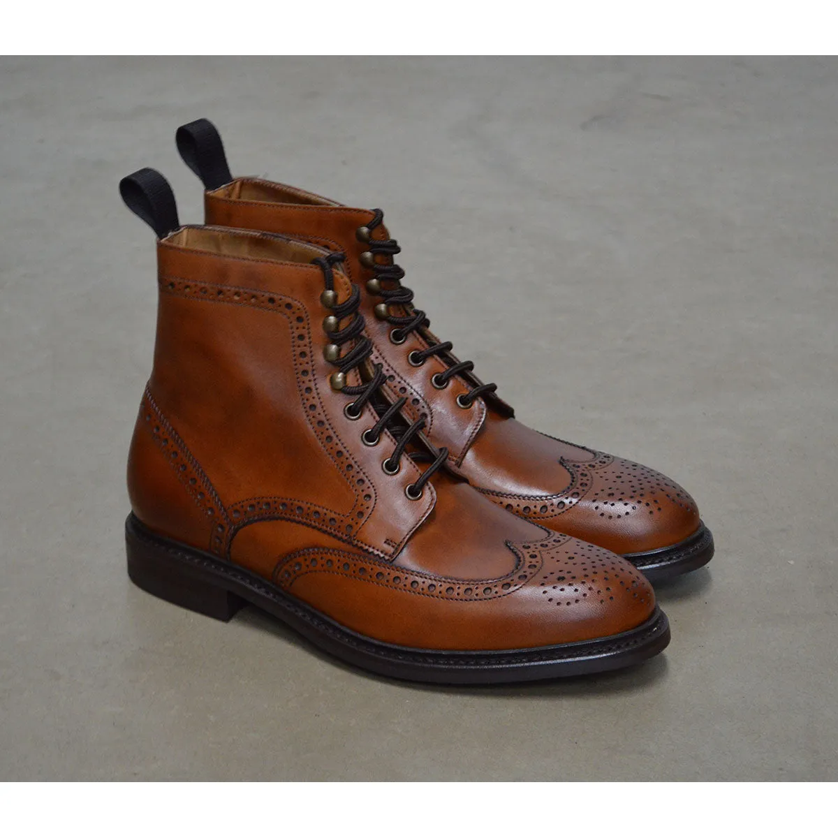 Berwick 1707 Brogue Boot (322) -Tan