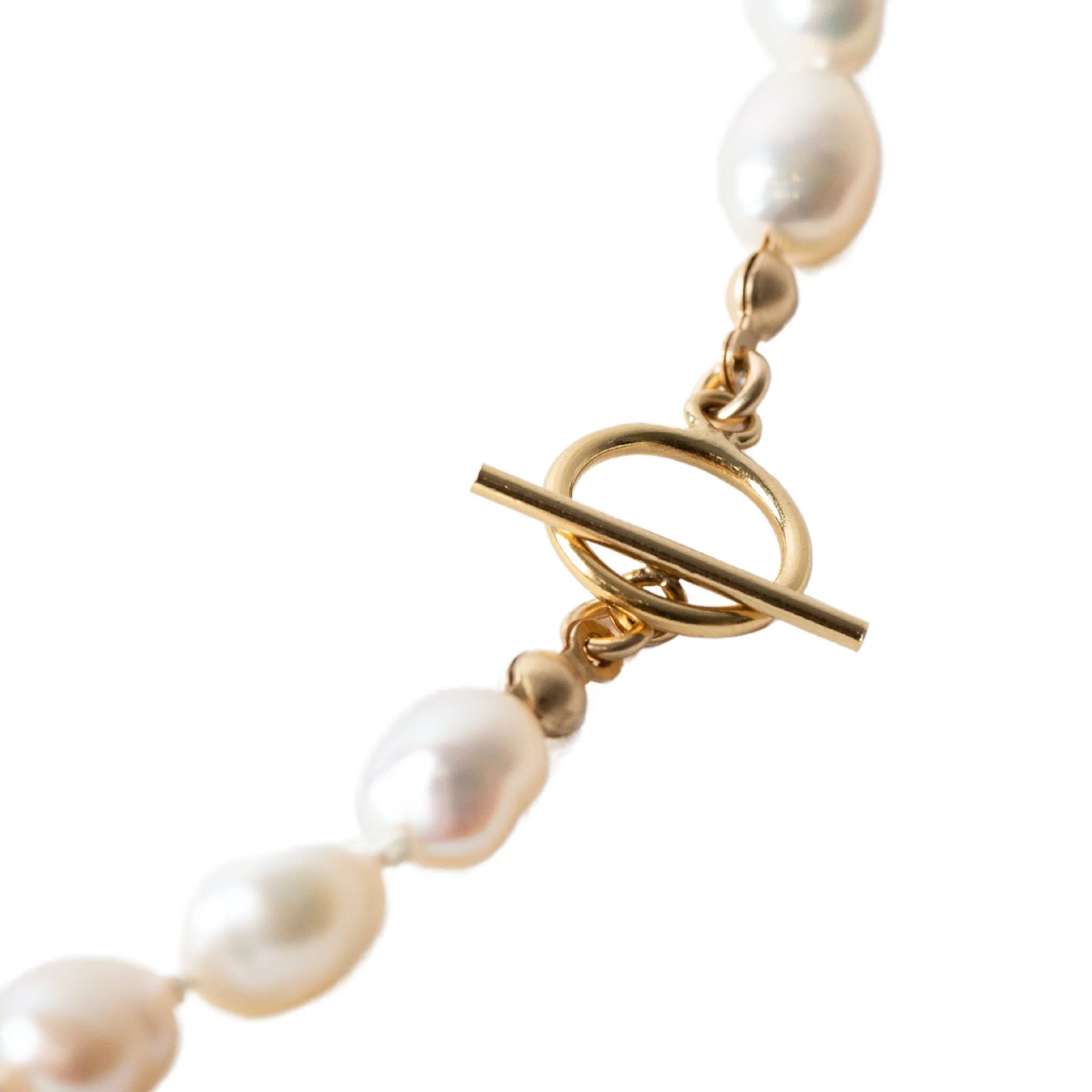 Pearl Necklace with Toggle Clasp