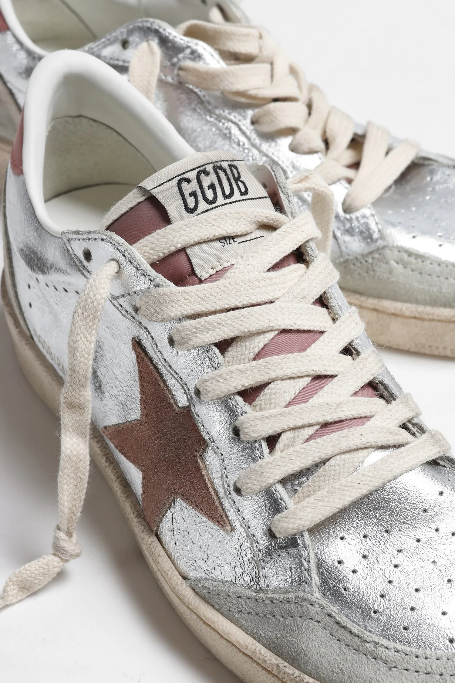 Sneaker Ballstar in Silber/Ash Rose